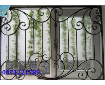 Xen hoa cửa sổ sắt mỹ thuật XH02